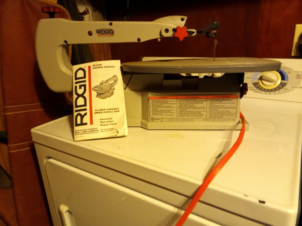 Rigid 16 inch scrollsaw