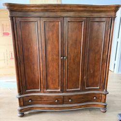 Armoire