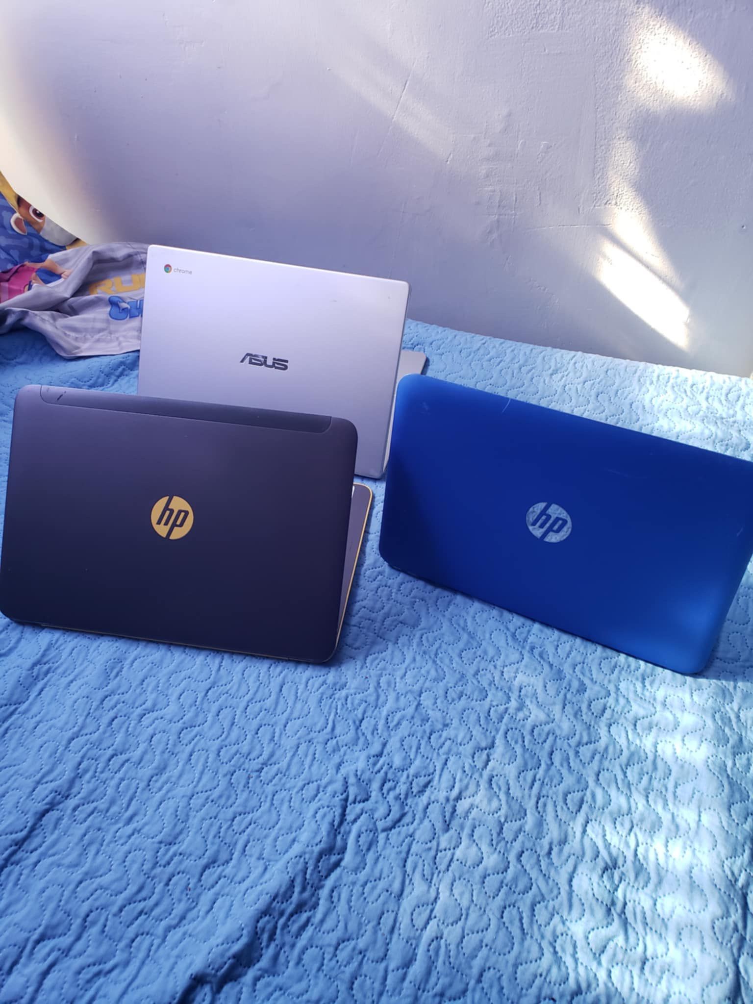 Can Be Tested all work 100% 3 Laptops For $500! OR $200! Per Laptop. 0 ISSUES willing to Trade Graded Cards Or Anything worth $250! N up