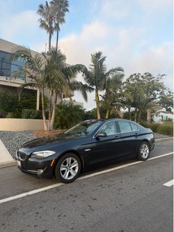 2011 BMW 528I