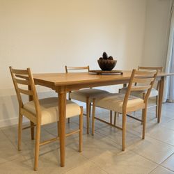 Dining Table Set - Like New 