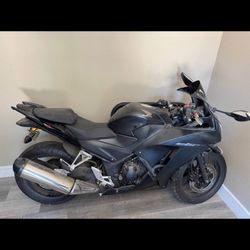2015 Honda Cbr 300r