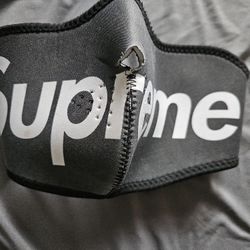 Supreme Neoprene Mask S/M