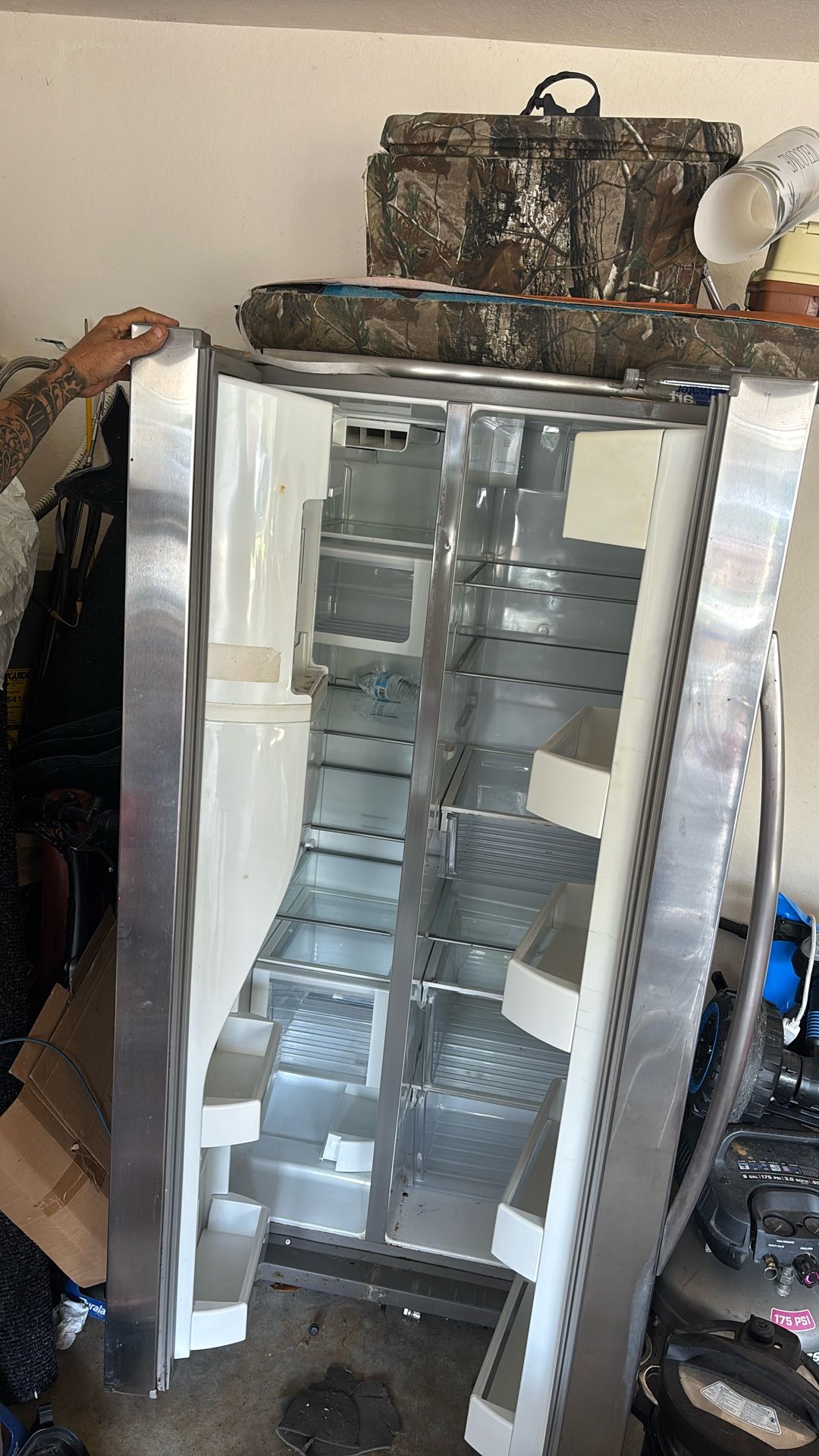 Used Fridge (refrigerator) Whirpool. Works Good