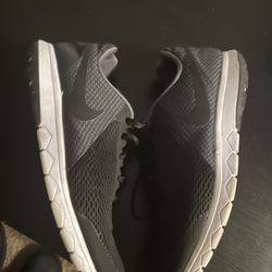 Nike Shoes Good Condition All Clean Size 9