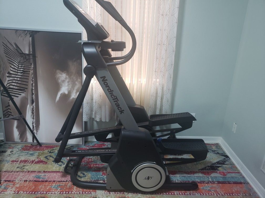 NordicTrack Elliptical FreeStride Exercise Machine 