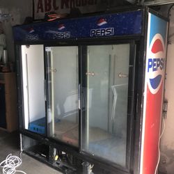 Refrigerador Industrial Para Tienda O Licor