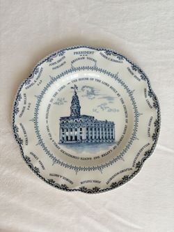 Vintage Nauvoo Illinois Temple Commemorative Plate - LDS Church