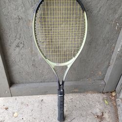 Pro Kennex Infinity 95, Tennis Racket, Handle Grip Needs  Replacement