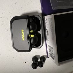 Raycon The Gaming Earbuds Very Good Condition 