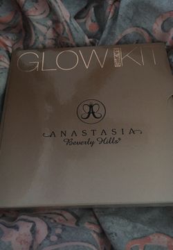 Anastasia SunDipped Glow Kit