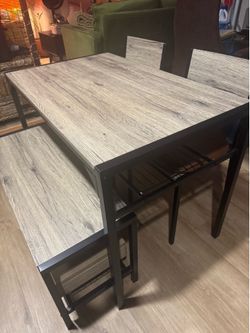 Studio Apartment Furniture items Must Go!