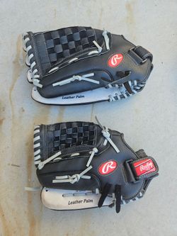 Baseball gloves