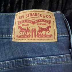 Women’s Jeans (levy) Boot Cut