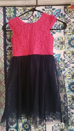 Girl dress size 6