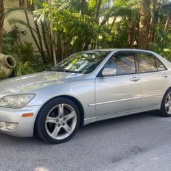 2002 Lexus IS 300