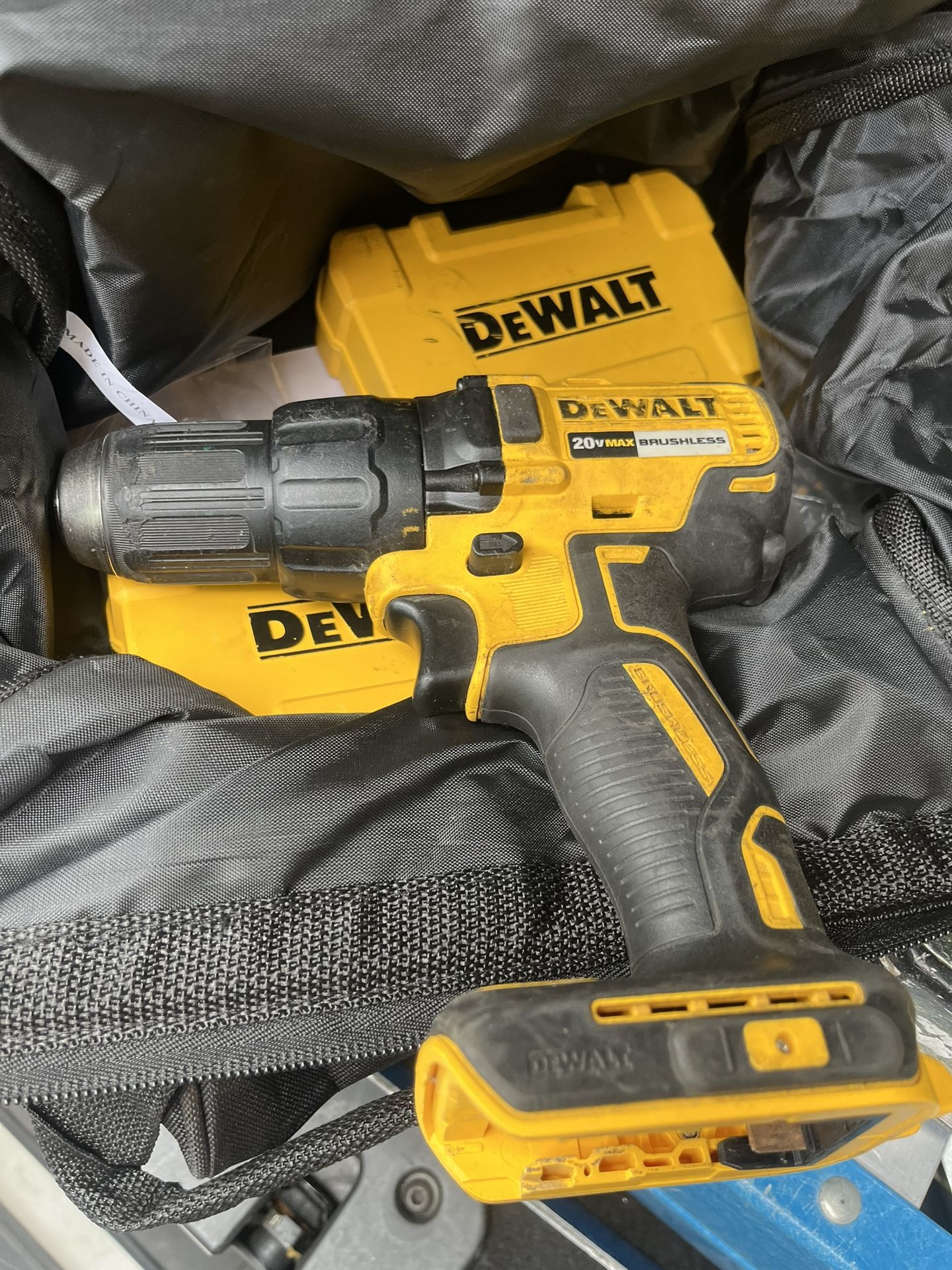 Dewalt Drill 20v 