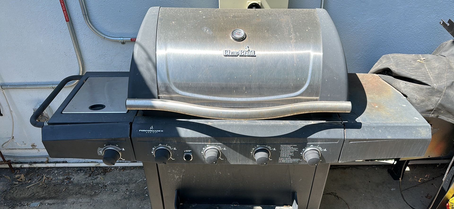 Char Broil Grill With Side Burner