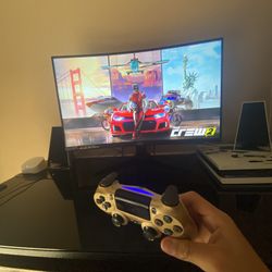 Gaming Monitor And Ps4 Pro 
