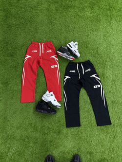 HellStar Sweatpants & Jordan 4