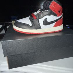 Jordan 1 Blacktoe *Kids Size*