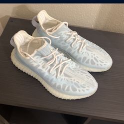 size 11 yeezy 350 mono ice