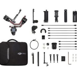 DJI RS 2 Gimbal Stabilizer Pro Combo