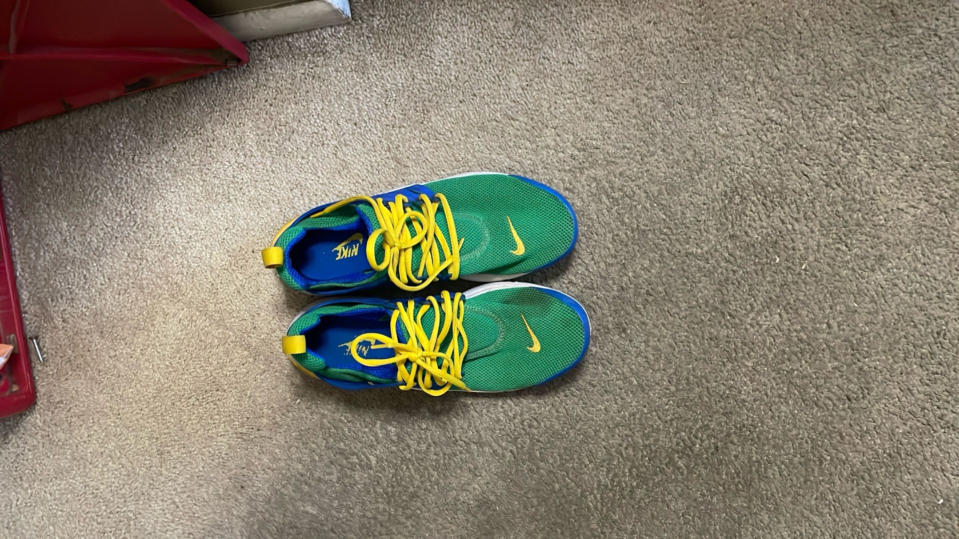 Nike Prestos