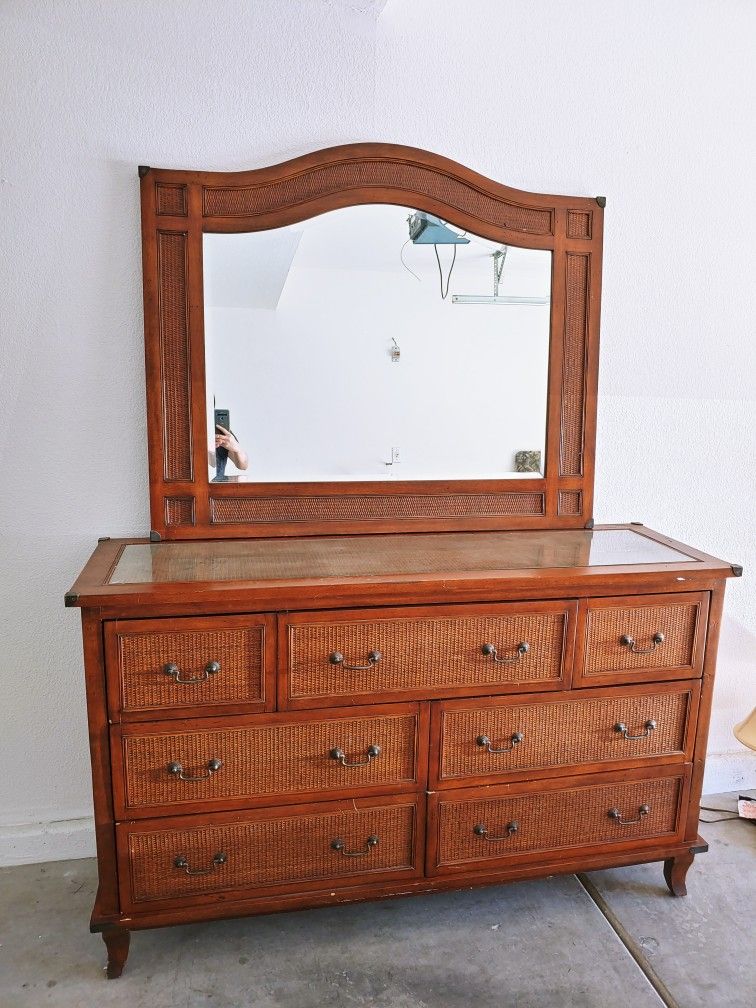 Mid Century Modern Dresser & Mirror Set