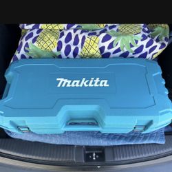 Makita Demolition Jackhammer 