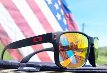 OAKLEY Holbrook Collection