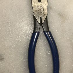 Klein Tools Lineman’s Pilers