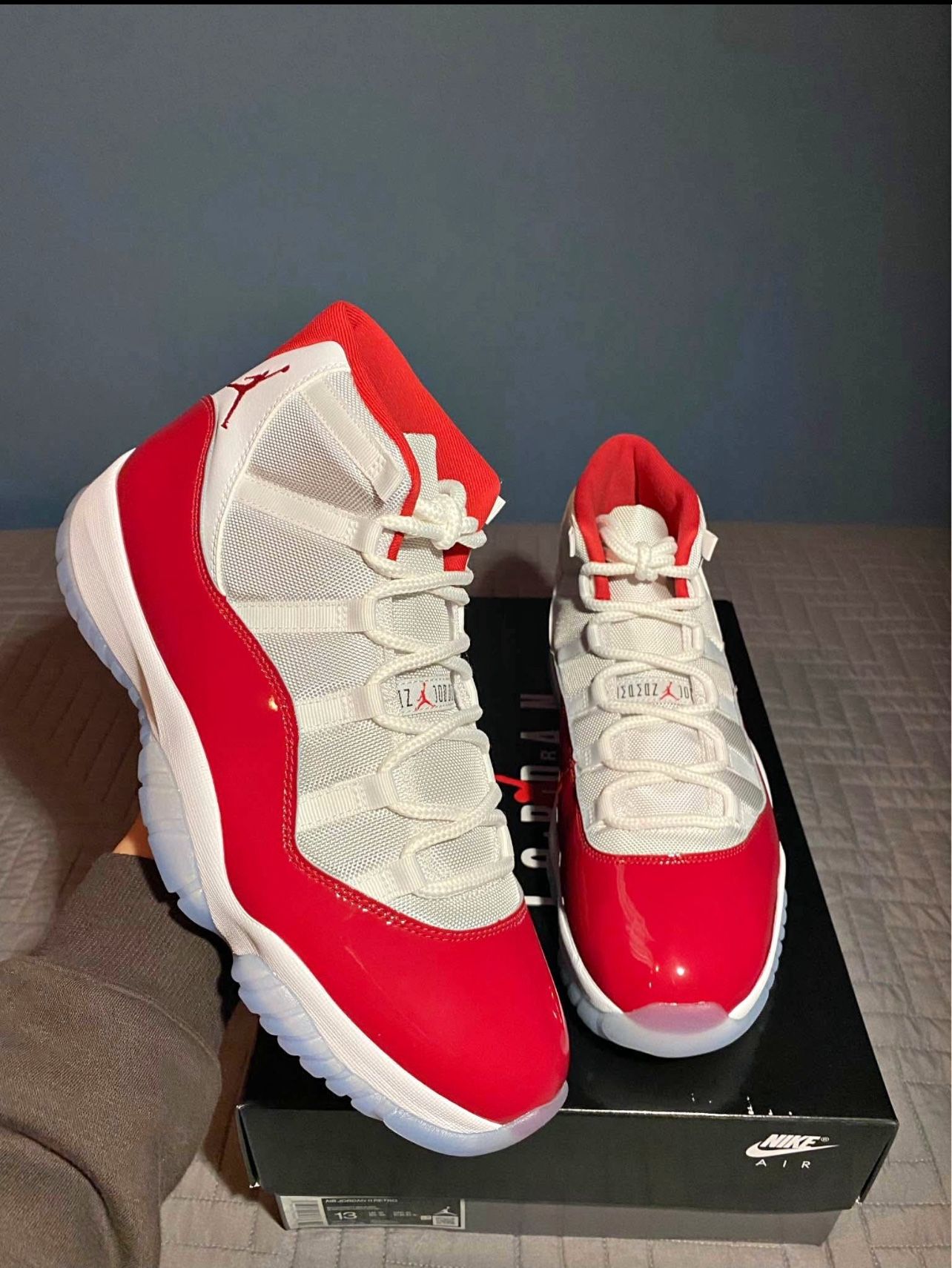 Jordan 11 Cherry Size 10