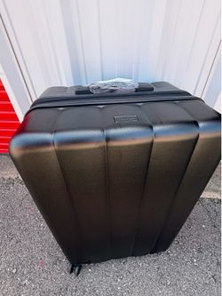 Black calpak suitcase