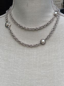 Bright Silver Flower & Pearl Station Necklace