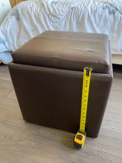 Footstool/Ottoman