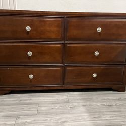 Moving Out Package Deal 