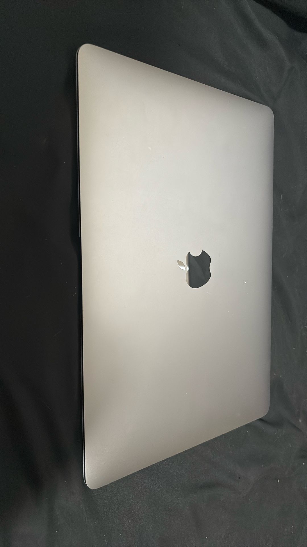 MacBook Air M1 13 ‘ 256GB