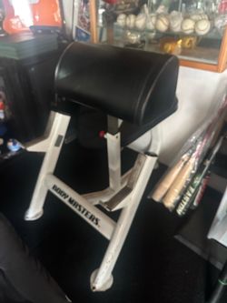 Preacher Curl Bench