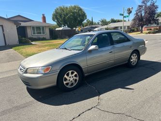 2000 Toyota Camry