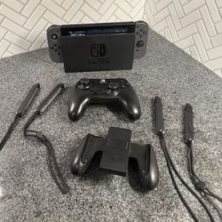 Nintendo Switch (V2) Gray + Pro Controller – Full Bundle 