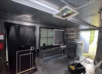 Food trailer