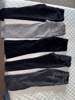Women’s assorted jeans