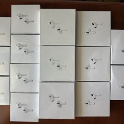 🍏 🎧 Brand  New