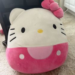 large hello kitty squishmallow