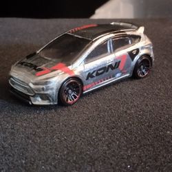 Hot Wheels - Ford Focus RS - 2017 *Zamac*

(Loose Car) 