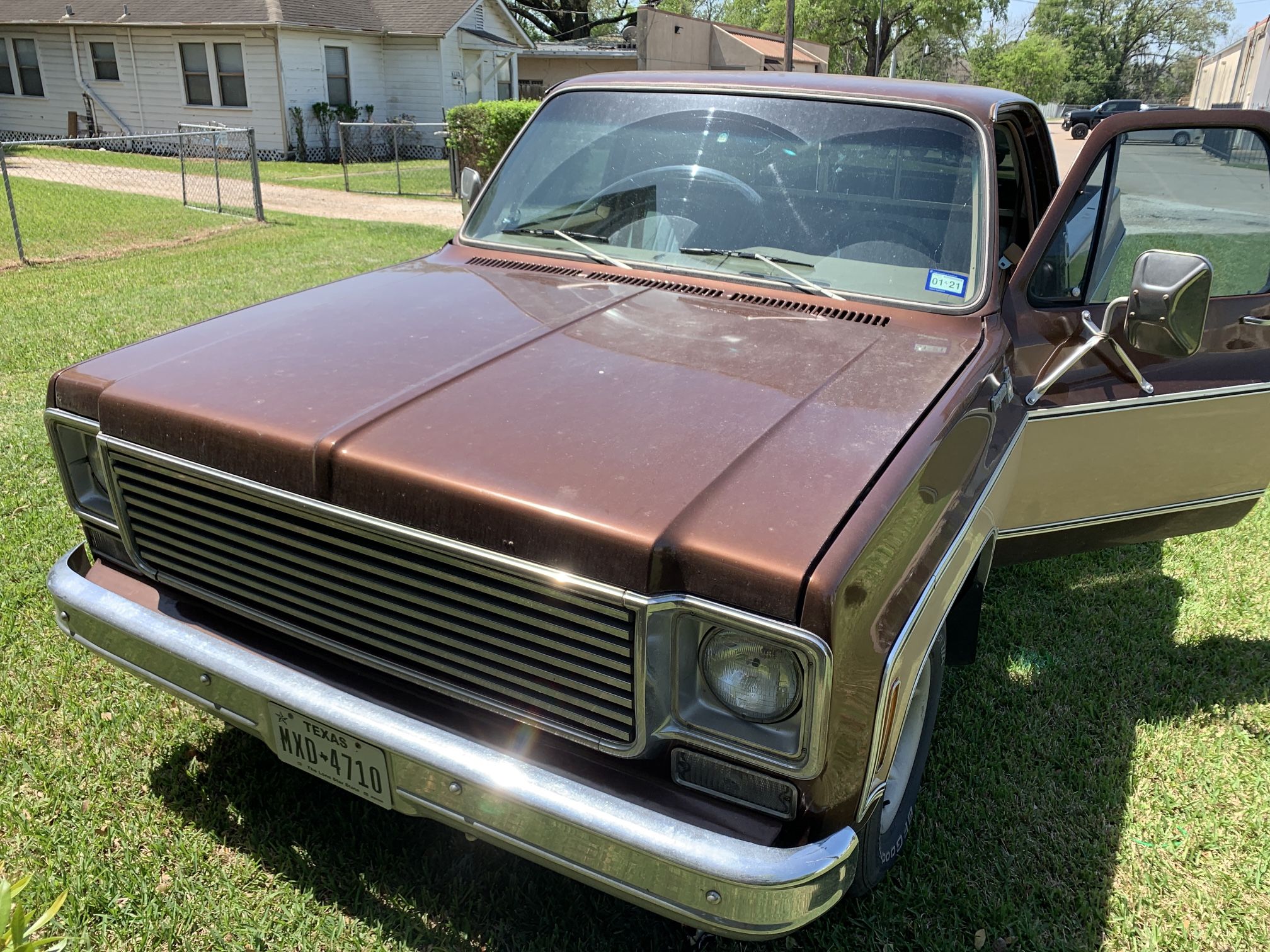 1978 Chevy C10 Cheyenne V8 Long Bed