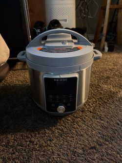 Instant Pot Pressure Cooker