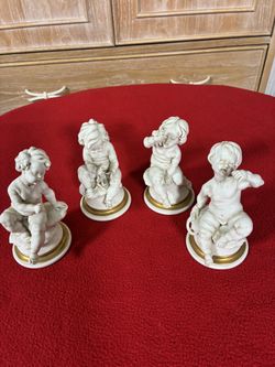 Vintage Capodimonte Italian Porcelain Figurines - Four Seasons Set of 4