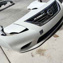 2014 Nissan Versa Sedan Hood And Fenders 